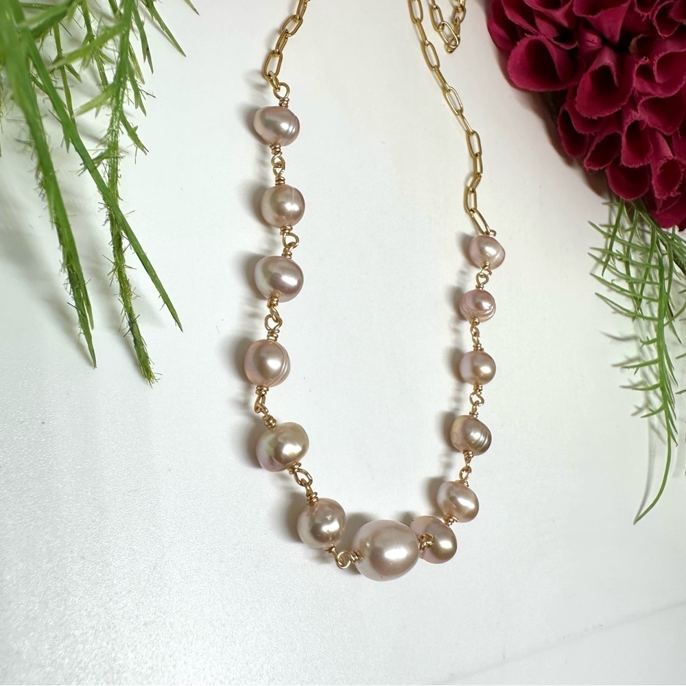 NEW⚜️Blush Freshwater Pearl Hand Linked Necklace - Picture 3 of 6